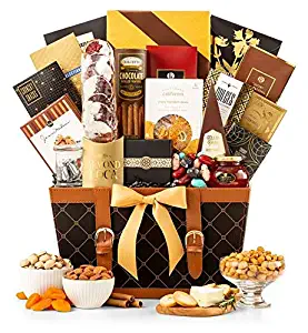 GiftTree Golden Gourmet Gift Basket | Enjoy Caramel Stroopwafel, Chocolate Chip Cookies, Honey Roasted Peanuts, White Cheddar Popcorn, Peanut Brittle & More | Birthday, Thank You, Sympathy Gift